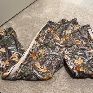Camo palm Angel sweats